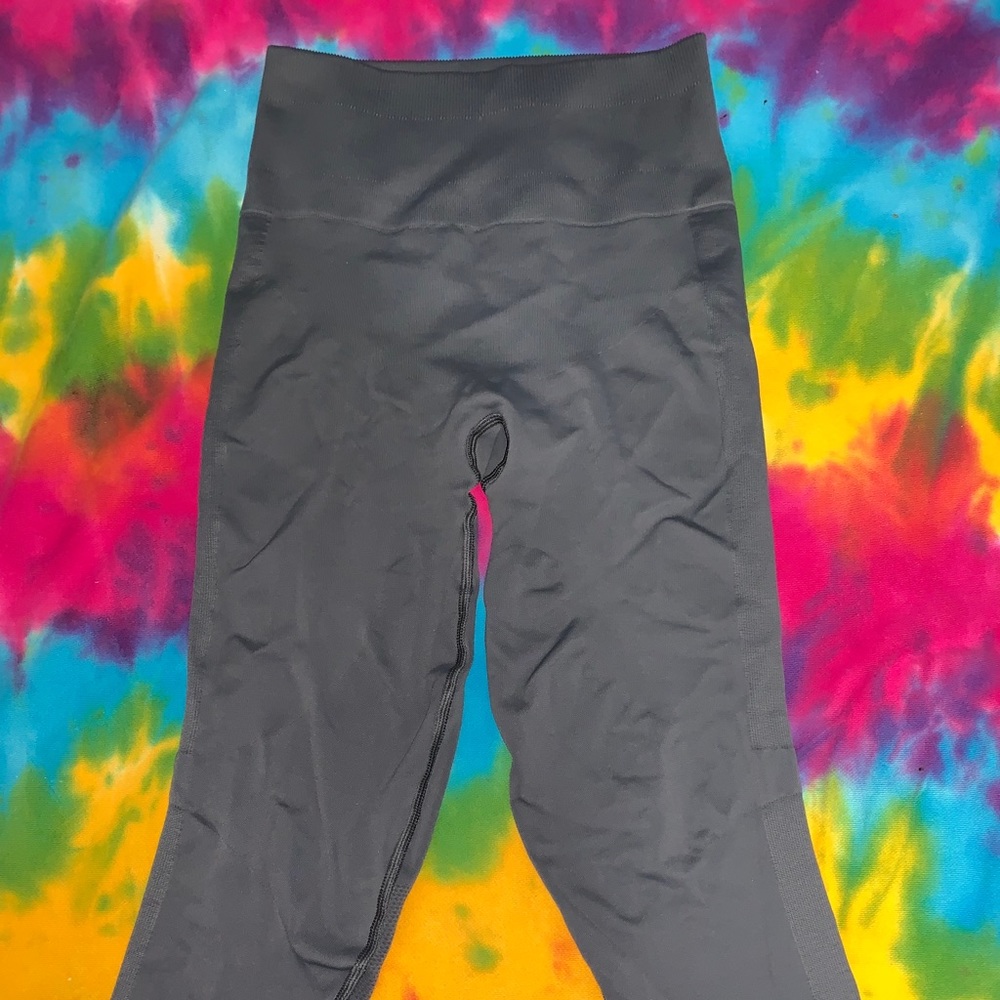 Lululemon seamless workout capri legging